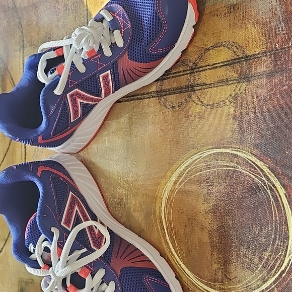 NWOB Big Kids 3W Shoes - Picture 5 of 7